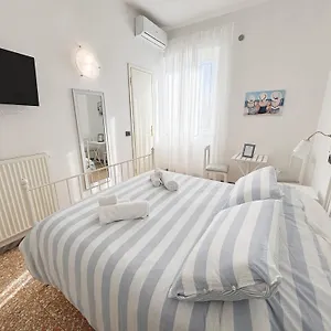 A Casa Di Mario E Nene , Viareggio Italia