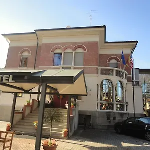 Reale 3*, Argenta Italia